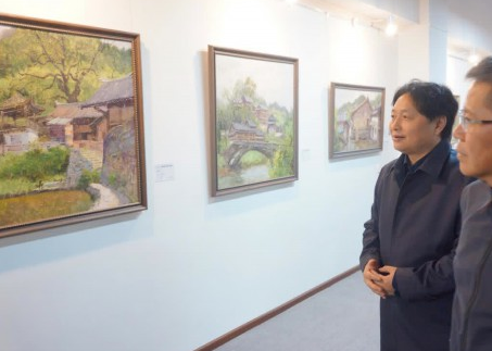 “中国油画名家笔下的黔南”油画展在都匀市开幕