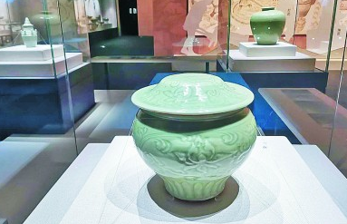 253件龙泉青瓷展现海上万里行